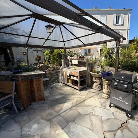 Maison Paradis Сasa de vacaciones *
